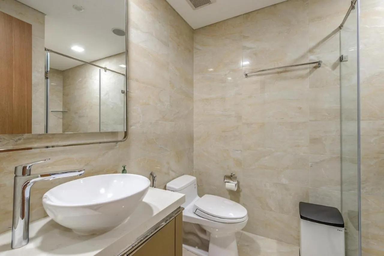 Renovation Landmark 81 Since August 2024 Ho Si Minh-város 0*,